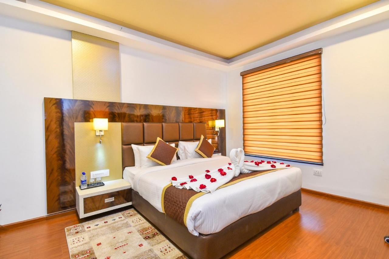 Hotel Suncity Plaza, Sitapura, 자이푸르 객실 사진